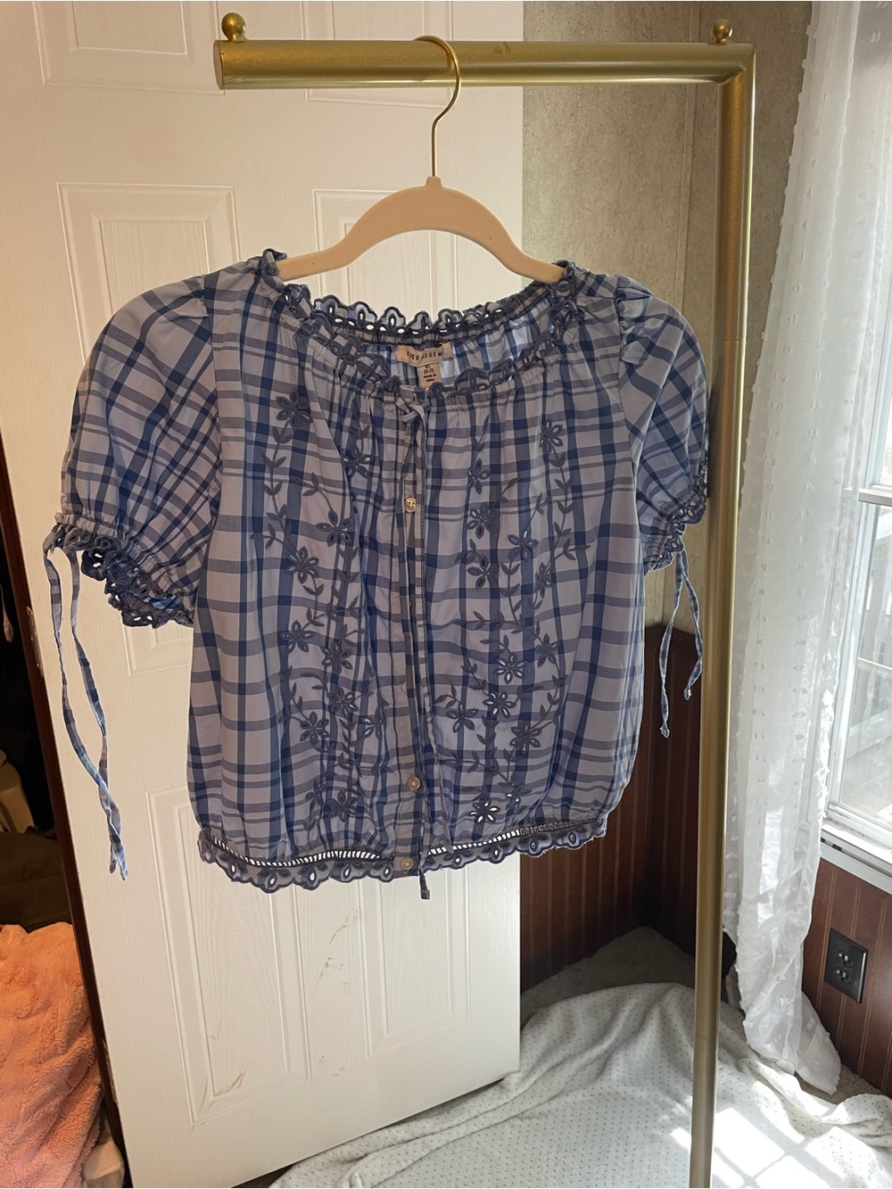NWTS Light Blue Plaid Embroidered Peasant Top - Women